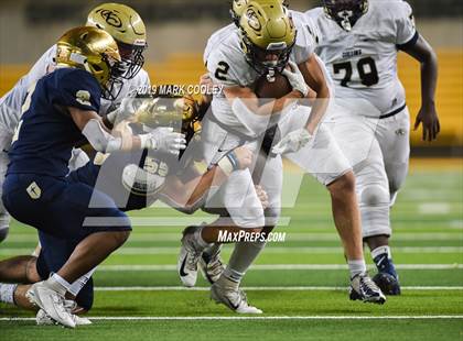 Thumbnail 3 in Klein Collins vs. Dallas Jesuit (UIL 6A Regional Semifinal) photogallery.