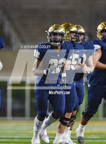Thumbnail 1 in Klein Collins vs. Dallas Jesuit (UIL 6A Regional Semifinal) photogallery.