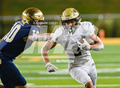 Thumbnail 3 in Klein Collins vs. Dallas Jesuit (UIL 6A Regional Semifinal) photogallery.