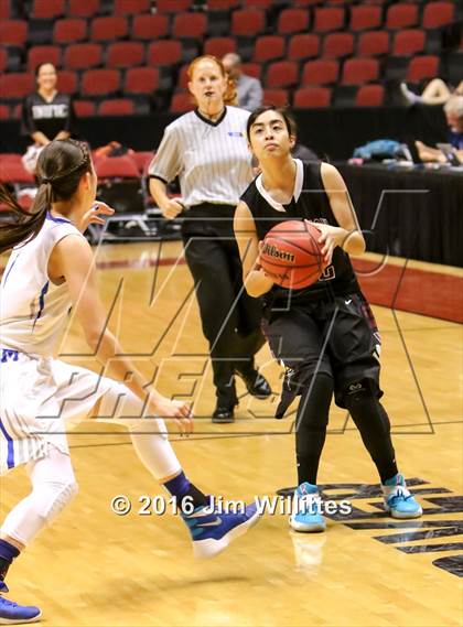 Thumbnail 1 in Mesquite vs. Hamilton (AIA D1 Final) photogallery.