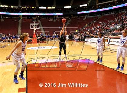 Thumbnail 2 in Mesquite vs. Hamilton (AIA D1 Final) photogallery.