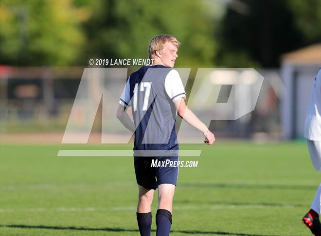 null - Photo 11