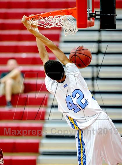 Thumbnail 1 in Center vs. Whitney (Common Good Classic) photogallery.