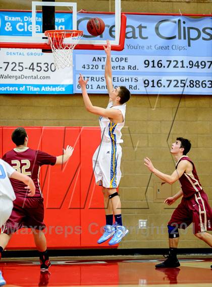 Thumbnail 1 in Center vs. Whitney (Common Good Classic) photogallery.