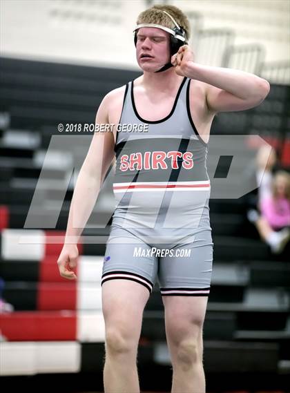 Thumbnail 3 in South vs Muskego photogallery.