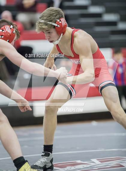 Thumbnail 2 in South vs Muskego photogallery.