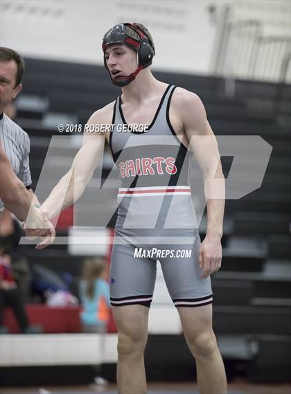 Thumbnail 3 in South vs Muskego photogallery.