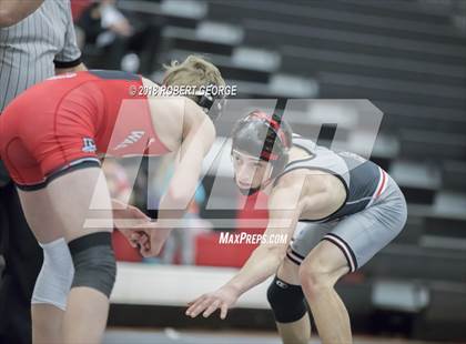 Thumbnail 3 in South vs Muskego photogallery.
