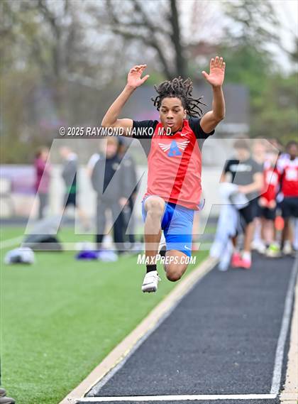 Thumbnail 3 in Marion Relays (Long Jump)  photogallery.