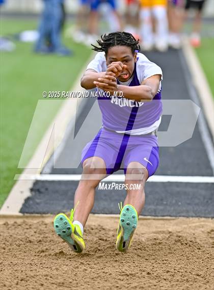 Thumbnail 3 in Marion Relays (Long Jump)  photogallery.