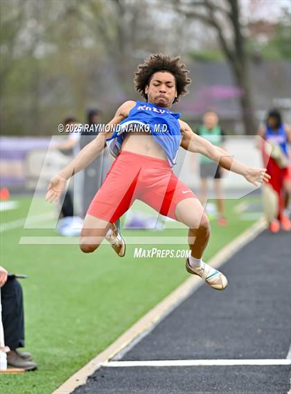 Thumbnail 3 in Marion Relays (Long Jump)  photogallery.