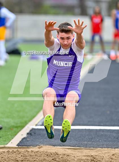 Thumbnail 1 in Marion Relays (Long Jump)  photogallery.