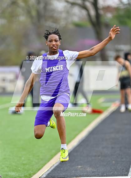 Thumbnail 2 in Marion Relays (Long Jump)  photogallery.