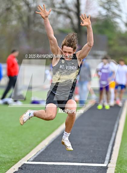 Thumbnail 2 in Marion Relays (Long Jump)  photogallery.