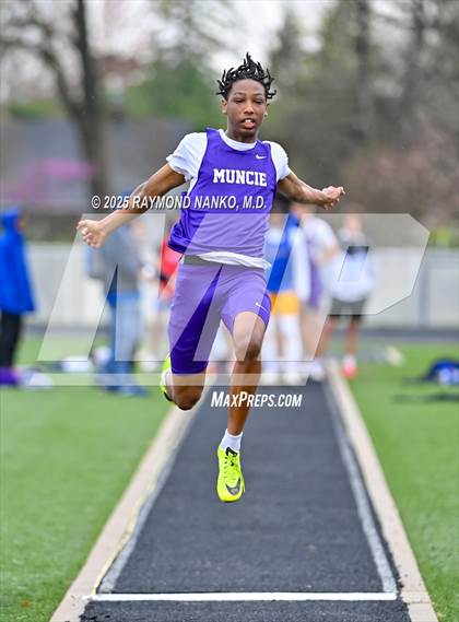 Thumbnail 1 in Marion Relays (Long Jump)  photogallery.