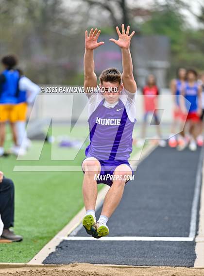 Thumbnail 3 in Marion Relays (Long Jump)  photogallery.