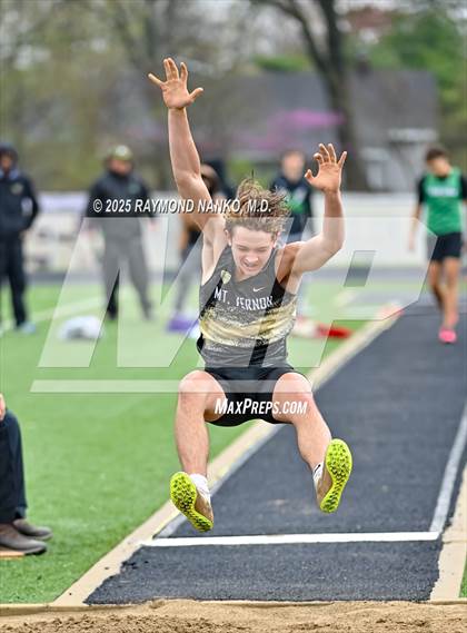 Thumbnail 3 in Marion Relays (Long Jump)  photogallery.