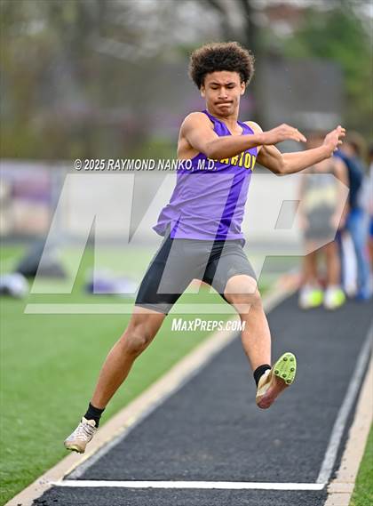 Thumbnail 3 in Marion Relays (Long Jump)  photogallery.