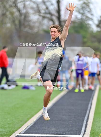 Thumbnail 2 in Marion Relays (Long Jump)  photogallery.
