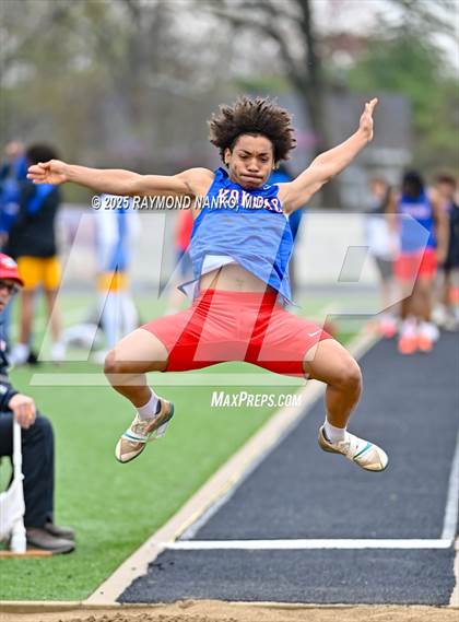 Thumbnail 1 in Marion Relays (Long Jump)  photogallery.