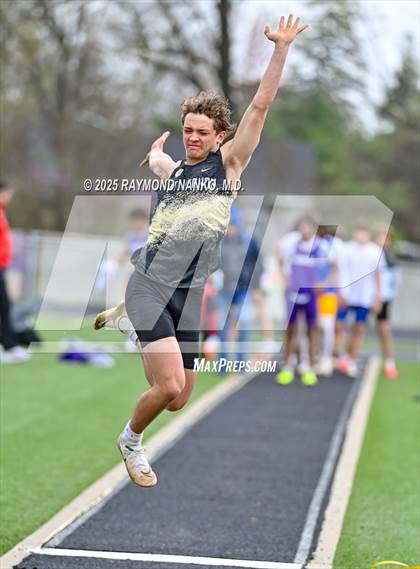 Thumbnail 3 in Marion Relays (Long Jump)  photogallery.