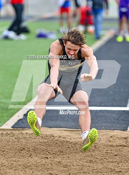 Thumbnail 1 in Marion Relays (Long Jump)  photogallery.