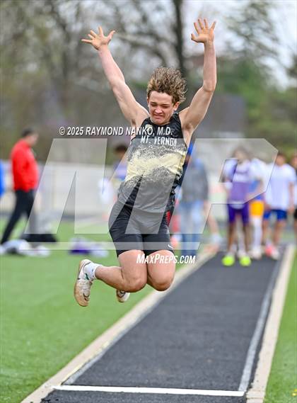 Thumbnail 1 in Marion Relays (Long Jump)  photogallery.