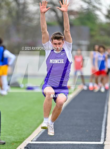 Thumbnail 2 in Marion Relays (Long Jump)  photogallery.