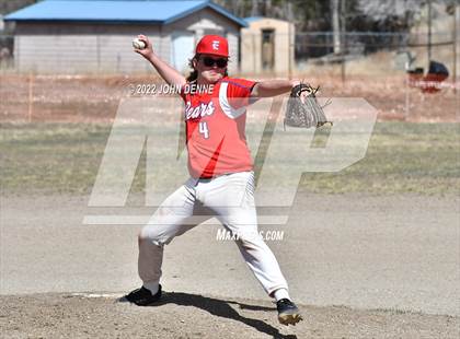 Thumbnail 3 in Penasco vs. Estancia photogallery.