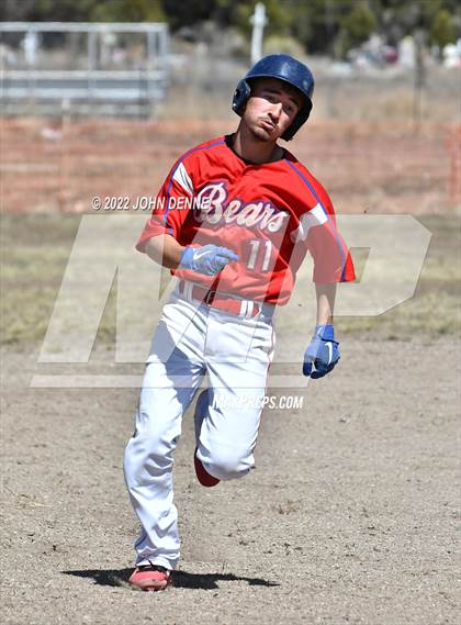 Thumbnail 3 in Penasco vs. Estancia photogallery.