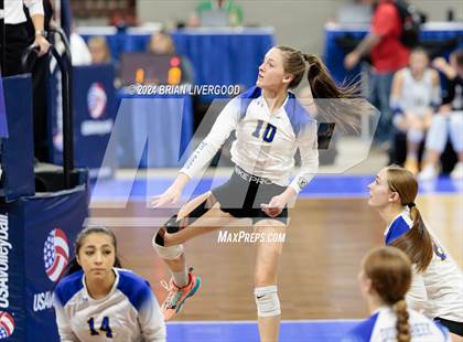 Thumbnail 3 in Dove Creek vs. Cheraw (CHSAA 1A Round 1) photogallery.