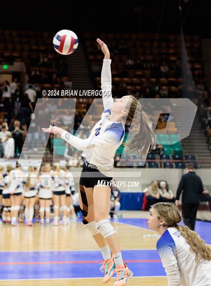Thumbnail 2 in Dove Creek vs. Cheraw (CHSAA 1A Round 1) photogallery.
