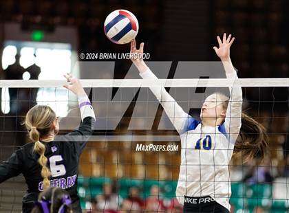 Thumbnail 1 in Dove Creek vs. Cheraw (CHSAA 1A Round 1) photogallery.