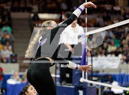 Thumbnail 2 in Dove Creek vs. Cheraw (CHSAA 1A Round 1) photogallery.