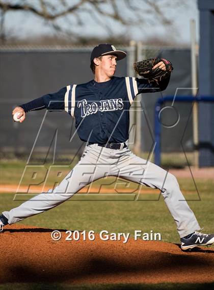 Thumbnail 1 in Whitwell @ Soddy Daisy photogallery.