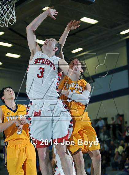 Thumbnail 2 in Madison County @ Bob Jones photogallery.