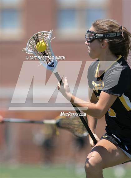 Thumbnail 1 in Lake Shore vs. Honeoye Falls-Lima (NYSPHSAA Class C Regional) photogallery.