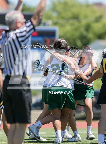 Thumbnail 3 in Lake Shore vs. Honeoye Falls-Lima (NYSPHSAA Class C Regional) photogallery.