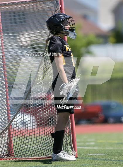 Thumbnail 3 in Lake Shore vs. Honeoye Falls-Lima (NYSPHSAA Class C Regional) photogallery.
