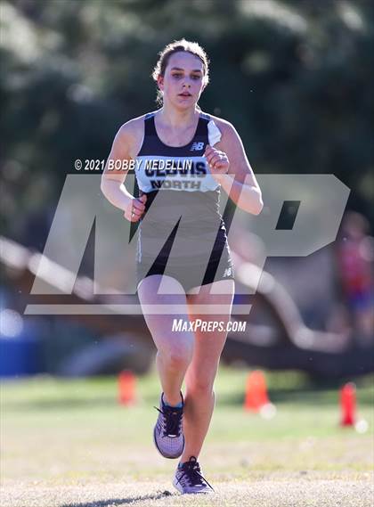 Thumbnail 3 in Buchanan vs Clovis North photogallery.