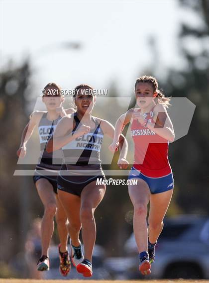 Thumbnail 2 in Buchanan vs Clovis North photogallery.
