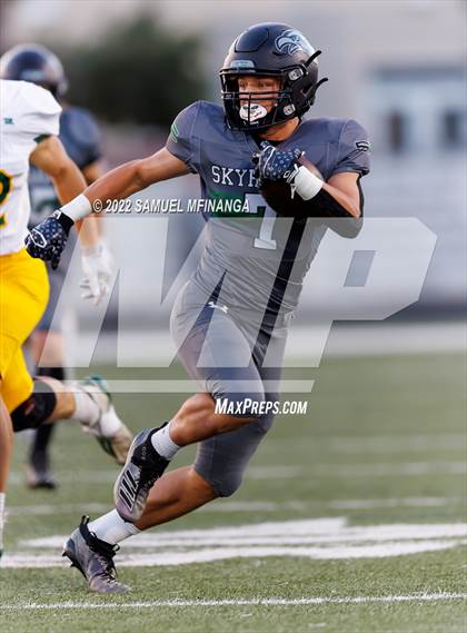 Thumbnail 2 in Pius X @ Skutt Catholic photogallery.