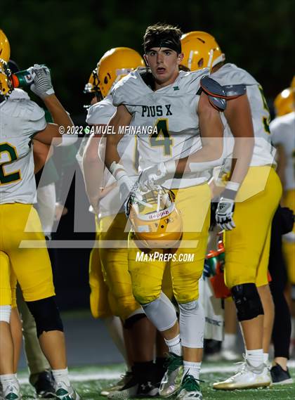 Thumbnail 2 in Pius X @ Skutt Catholic photogallery.