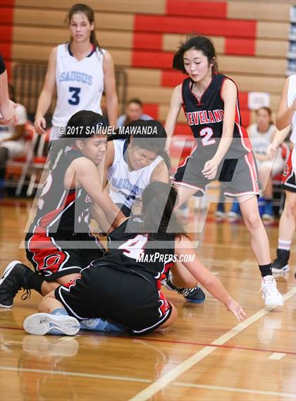Thumbnail 1 in Cleveland vs. Saugus (West Coast Holiday Classic) photogallery.