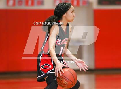 Thumbnail 2 in Cleveland vs. Saugus (West Coast Holiday Classic) photogallery.
