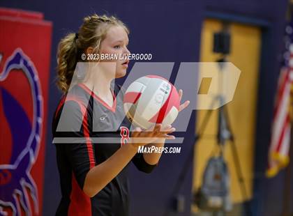Thumbnail 1 in Elizabeth @ Sand Creek photogallery.