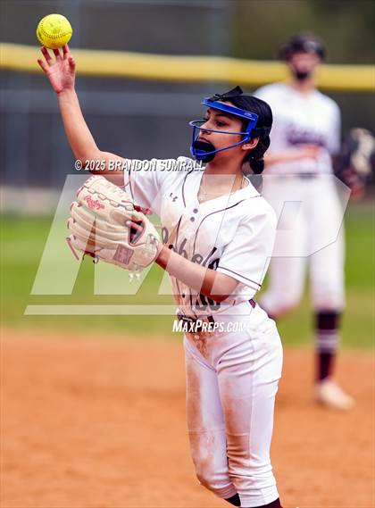 Thumbnail 3 in Isabella vs Thorsby (Chilton County Tournament Round 1) photogallery.