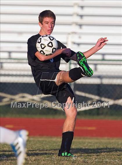 Thumbnail 3 in Shorecrest Prep vs SPC photogallery.