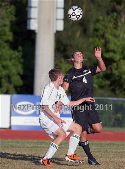 Thumbnail 2 in Shorecrest Prep vs SPC photogallery.