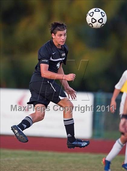 Thumbnail 2 in Shorecrest Prep vs SPC photogallery.